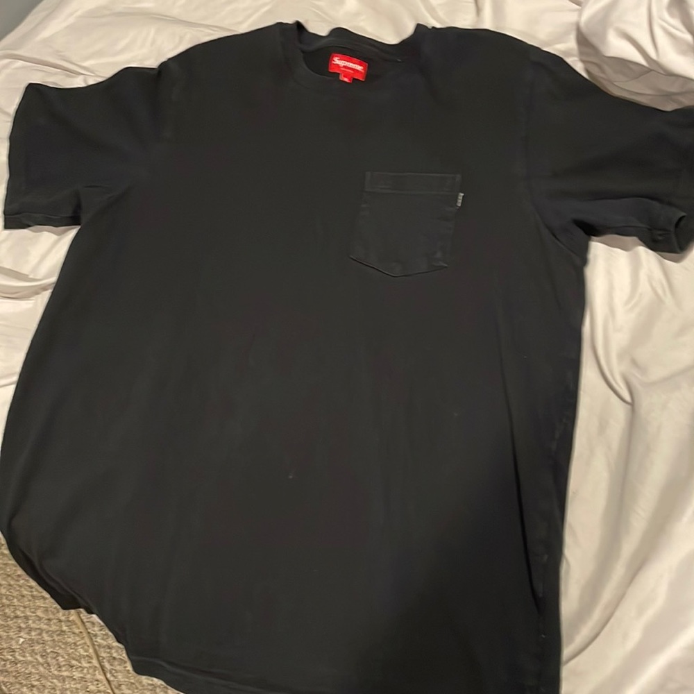 Mens XL Supreme Tee